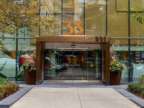 33 Charles St E #3807, Toronto