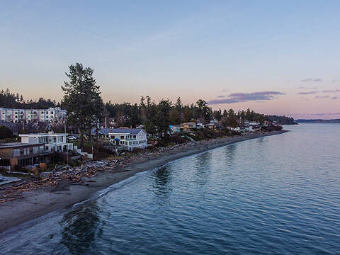 5090,94,98 Cordova Bay Road, Saanich