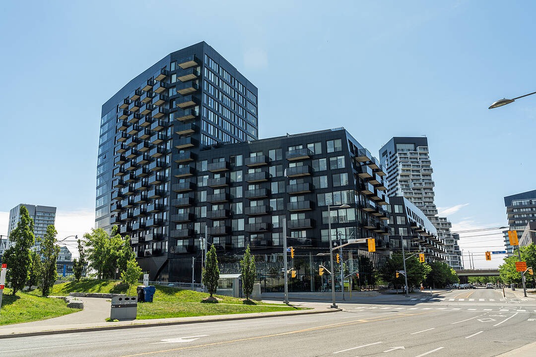 51 Trolley Cres #1206, Toronto, Ontario