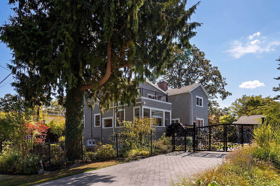 2655 Shady Lane, Oak Bay, British Columbia