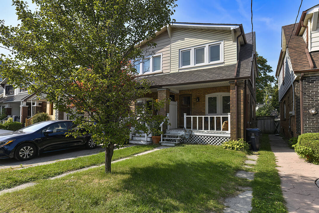 60 Mortimer Ave, Toronto, Ontario