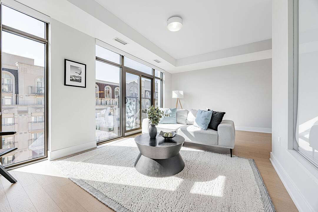 6 Jackes Ave #705, Toronto, Ontario