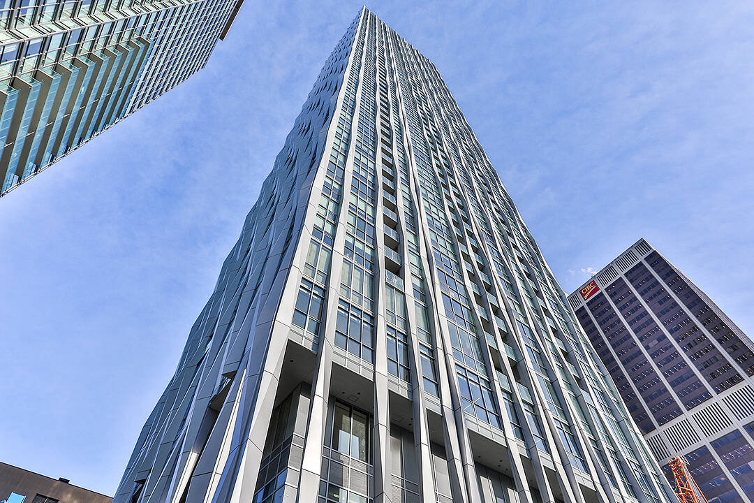 1 Yorkville Ave #5503, Toronto, Ontario