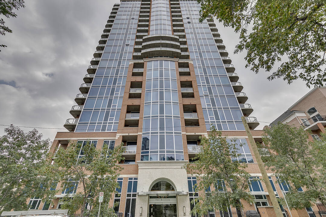 817 15 Avenue SW #207, Calgary, Alberta