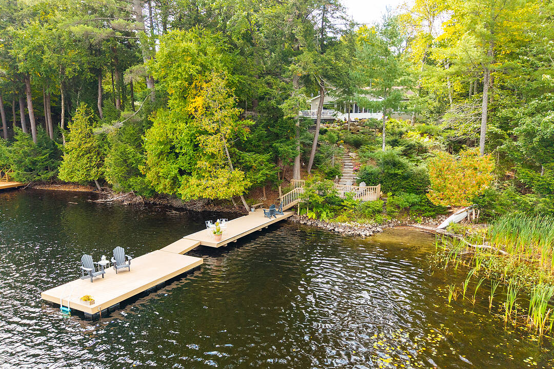 20 Fish Rock Rd, Huntsville, Ontario