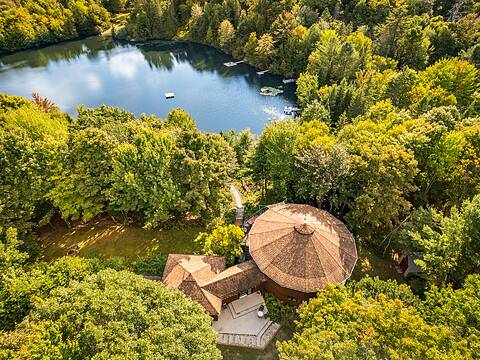 1 Ch. des Érables, Sainte-Anne-des-Lacs