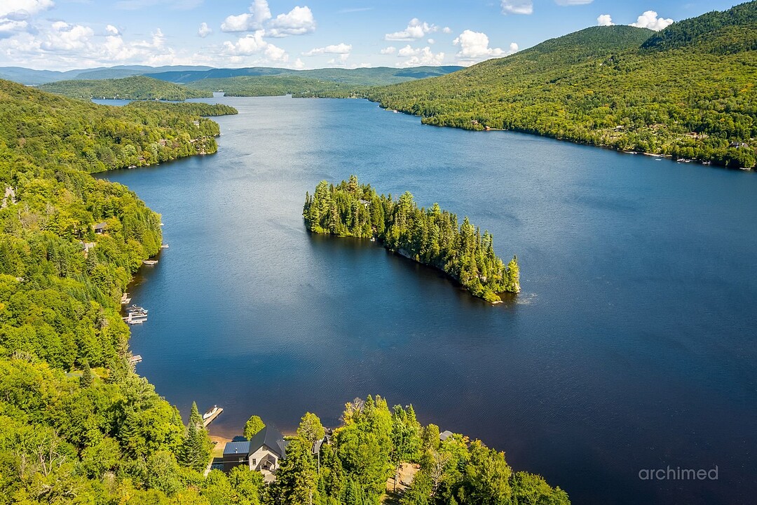 44 Ch. du Liberator, Saint-Donat, Québec