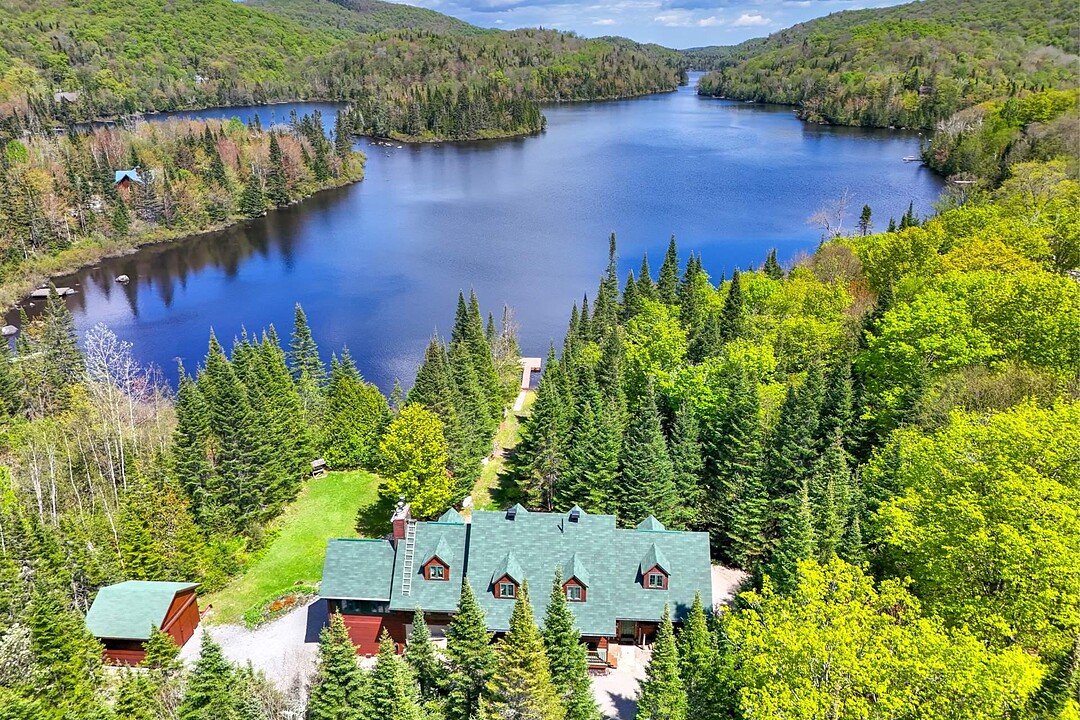 126-128 Ch. de la Baie, Mont-Blanc, Quebec