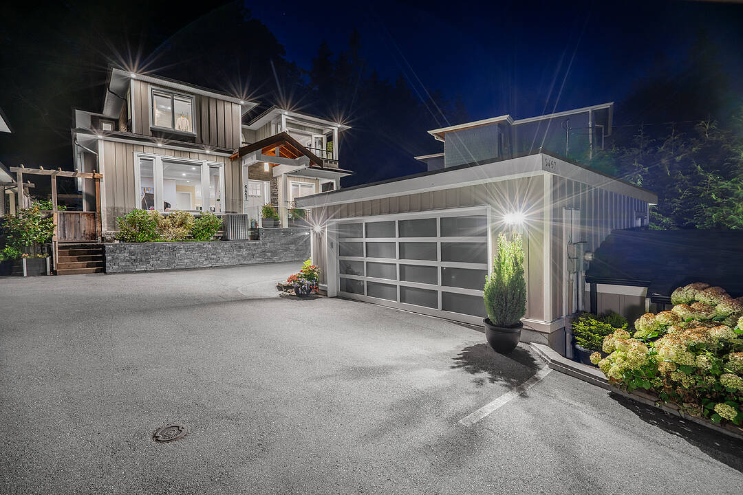 6467 Wellington Avenue, West Vancouver, British Columbia