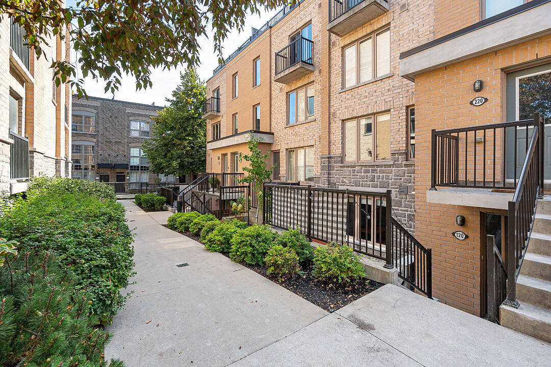 7 Foundry Ave #120, Toronto, Ontario