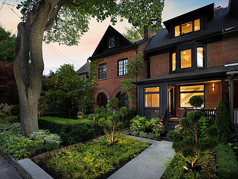 133 Macpherson Ave, Toronto