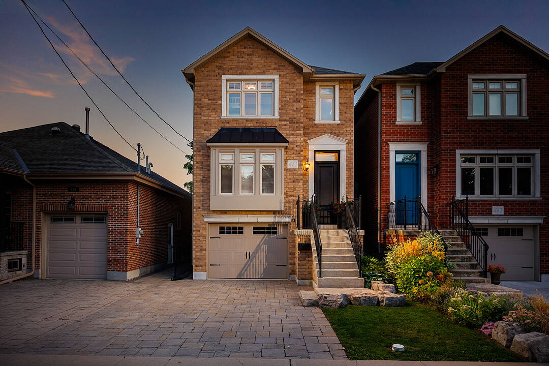 461 Valermo Dr, Toronto, Ontario