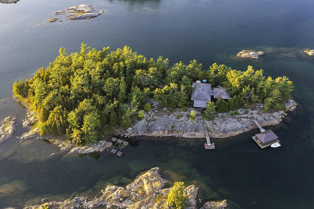 1 A266 Island, The Archipelago, Ontario