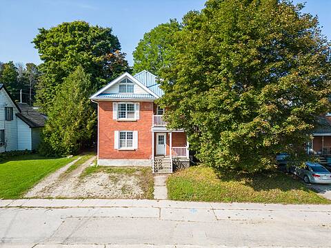 104 Sykes Street S, Meaford