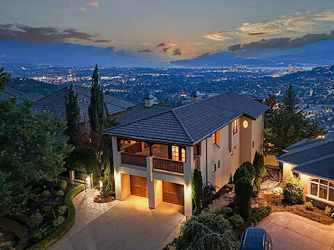 2457 Selkirk Drive, Kelowna