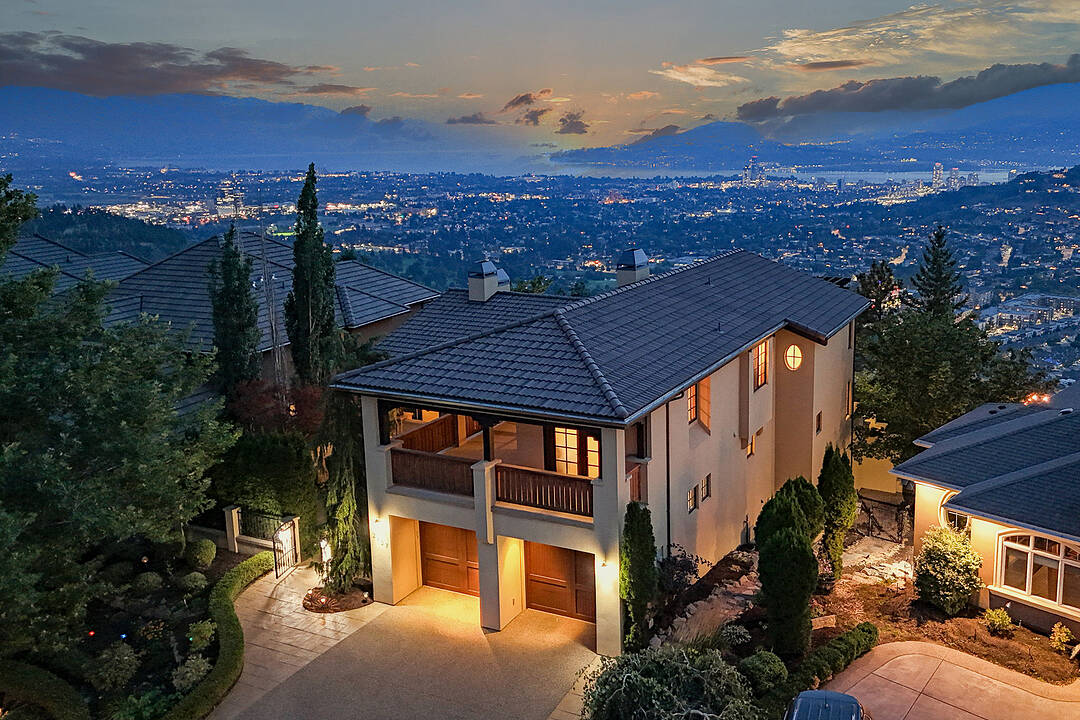 2457 Selkirk Drive, Kelowna, British Columbia