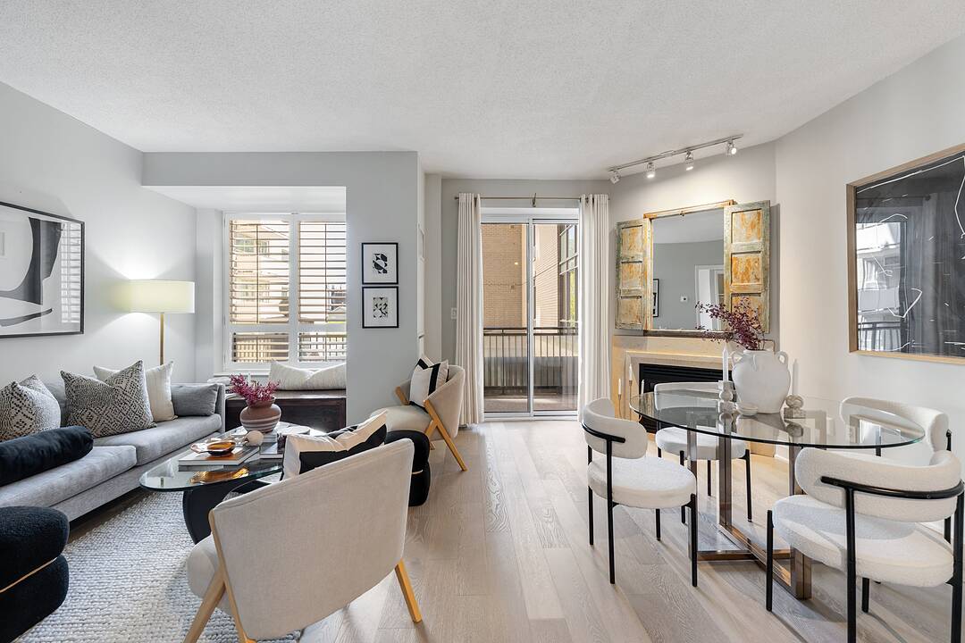99 Avenue Rd #207, Toronto, Ontario