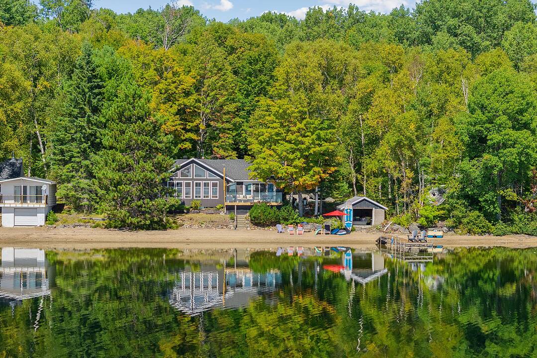 30 Tara Crt, Maple Leaf, Ontario