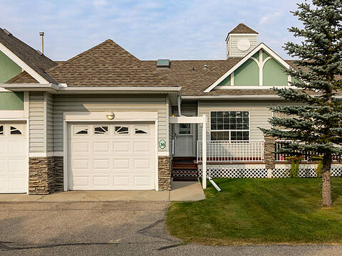 1008 Woodside Way NW #30, Airdrie