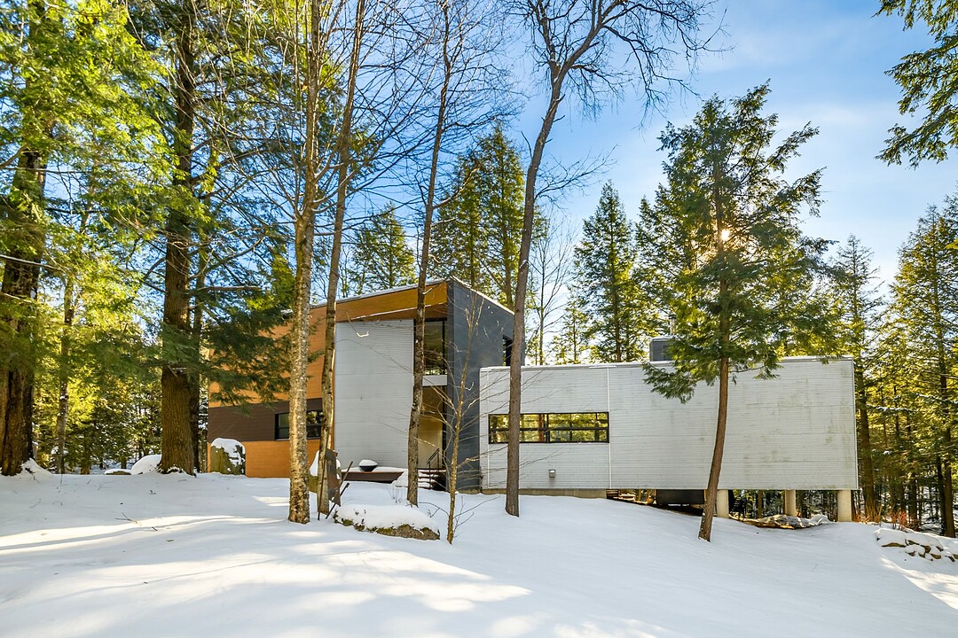 291 Route 241, Saint-Joachim-de-Shefford, Québec