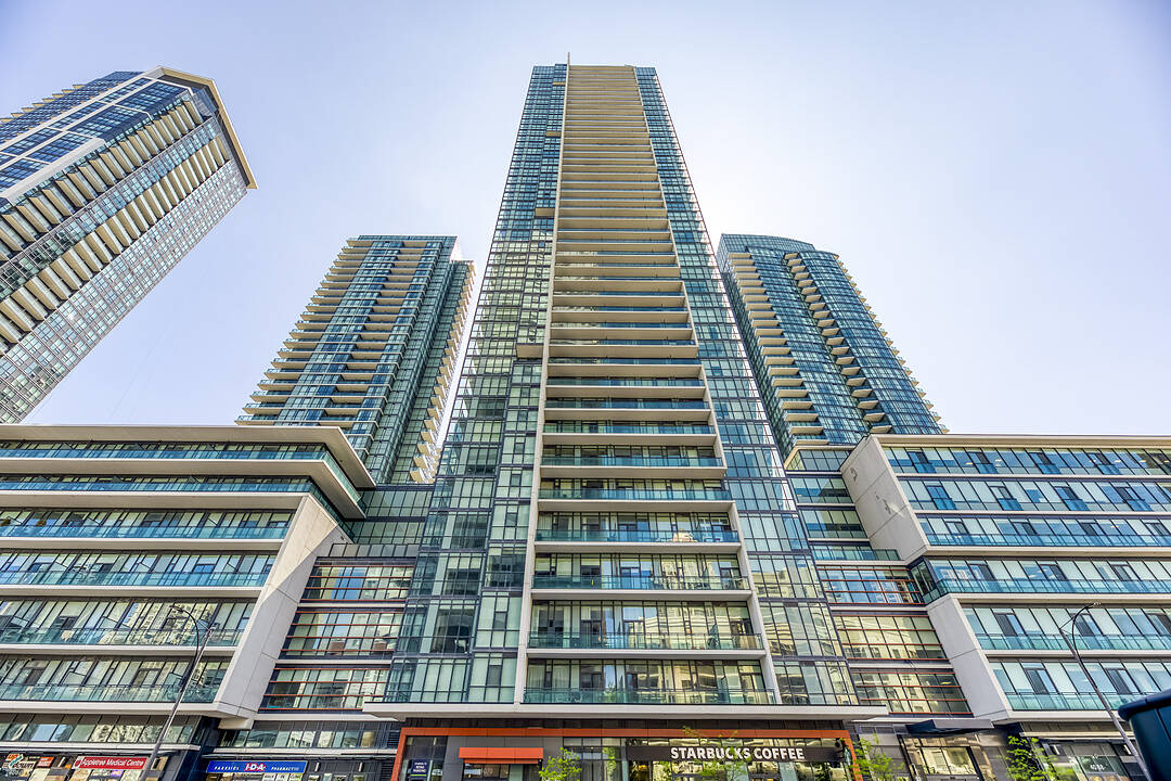 4070 Confederation Pkwy #1202, Mississauga, Ontario