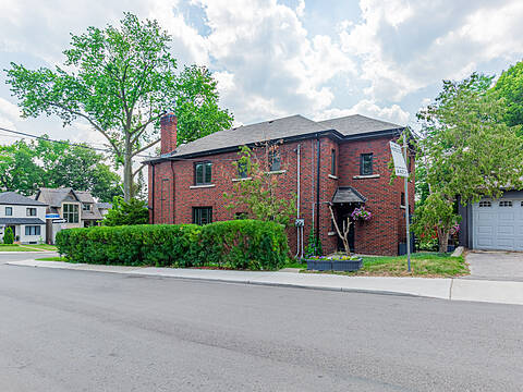 2 Larkin Ave #Upper, Toronto