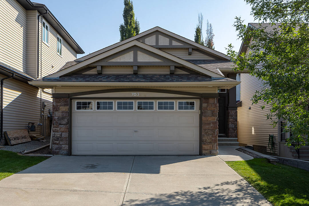 703 Tuscany Drive NW, Calgary, Alberta