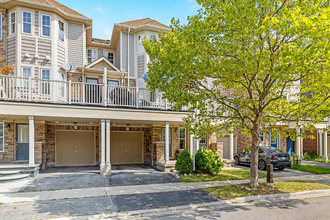 921 Burrows Gate, Milton, Ontario