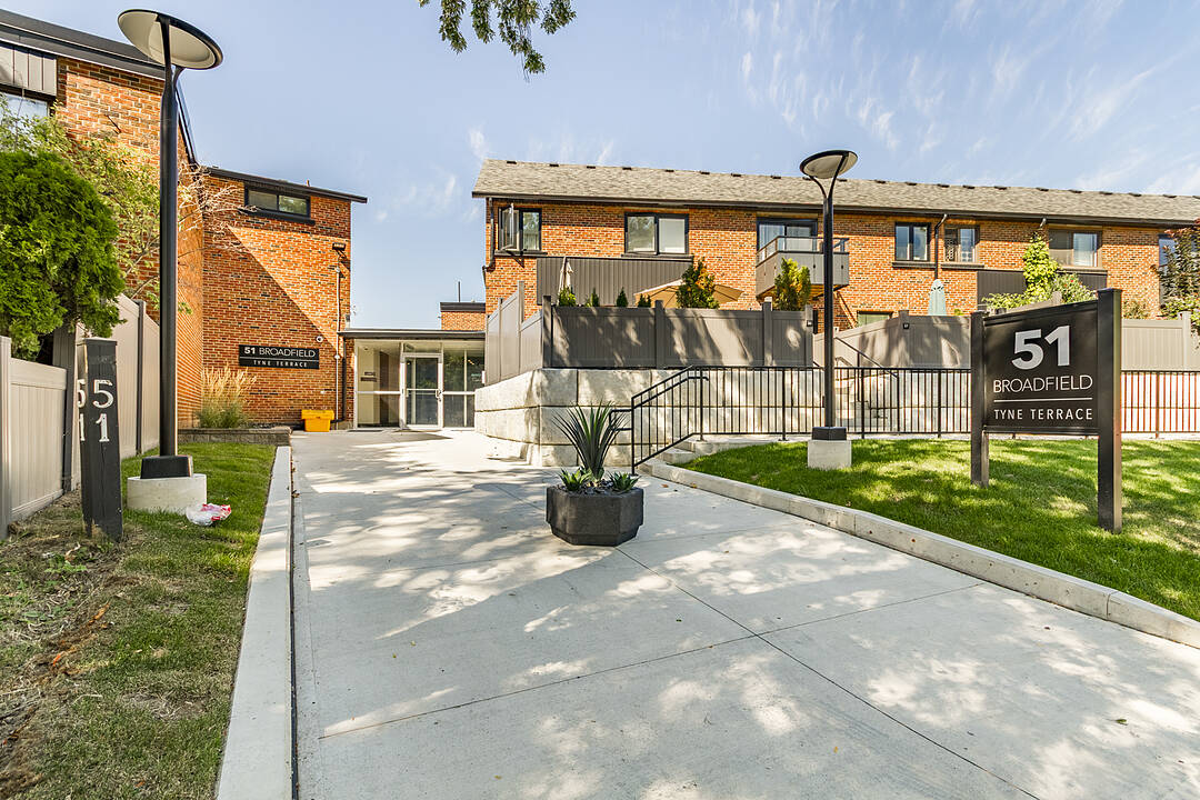 51 Broadfield Dr, Unit 32, Toronto, Ontario