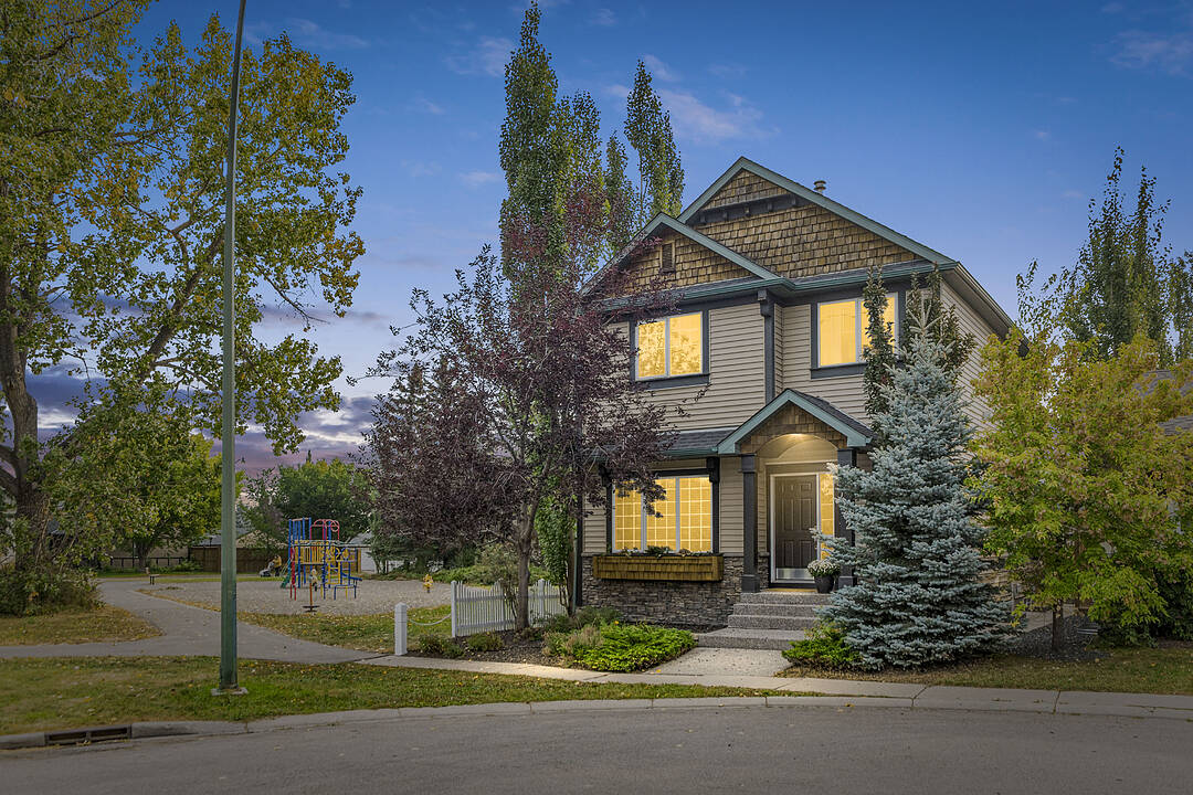 4702 21 Street SW, Calgary, Alberta