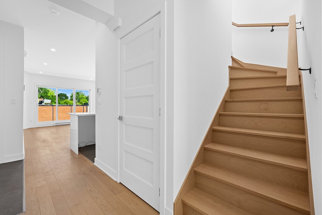 2334 Rue Florian, Apt. 401, Ville-Marie, Québec