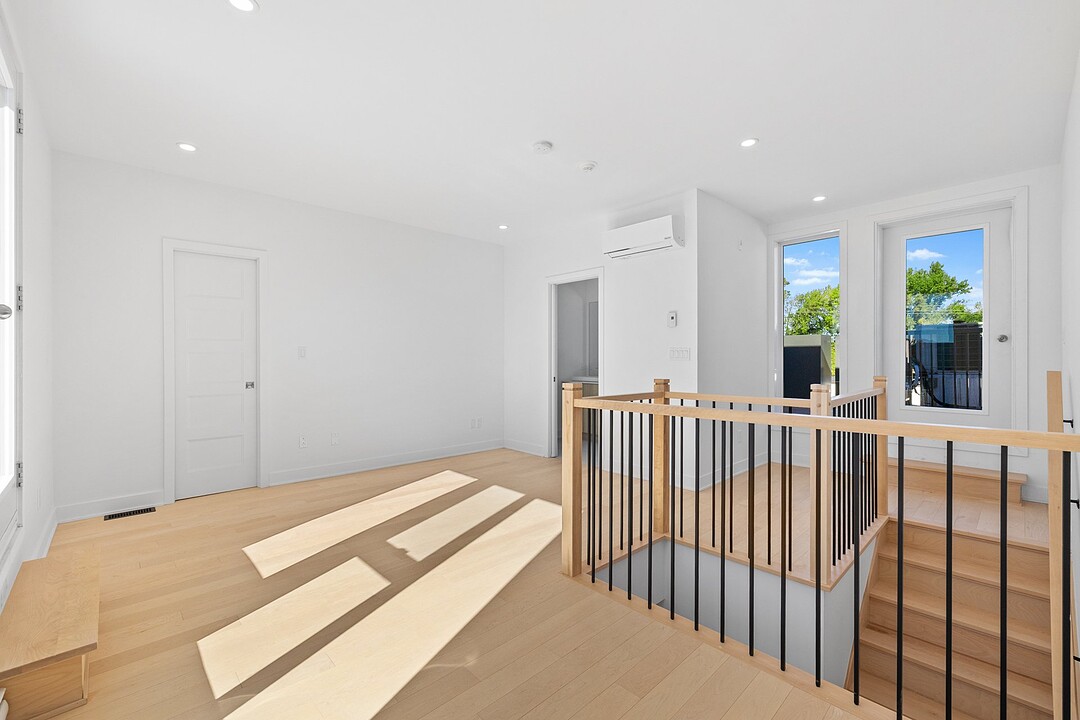 2334 Rue Florian, Apt. 401, Ville-Marie, Québec