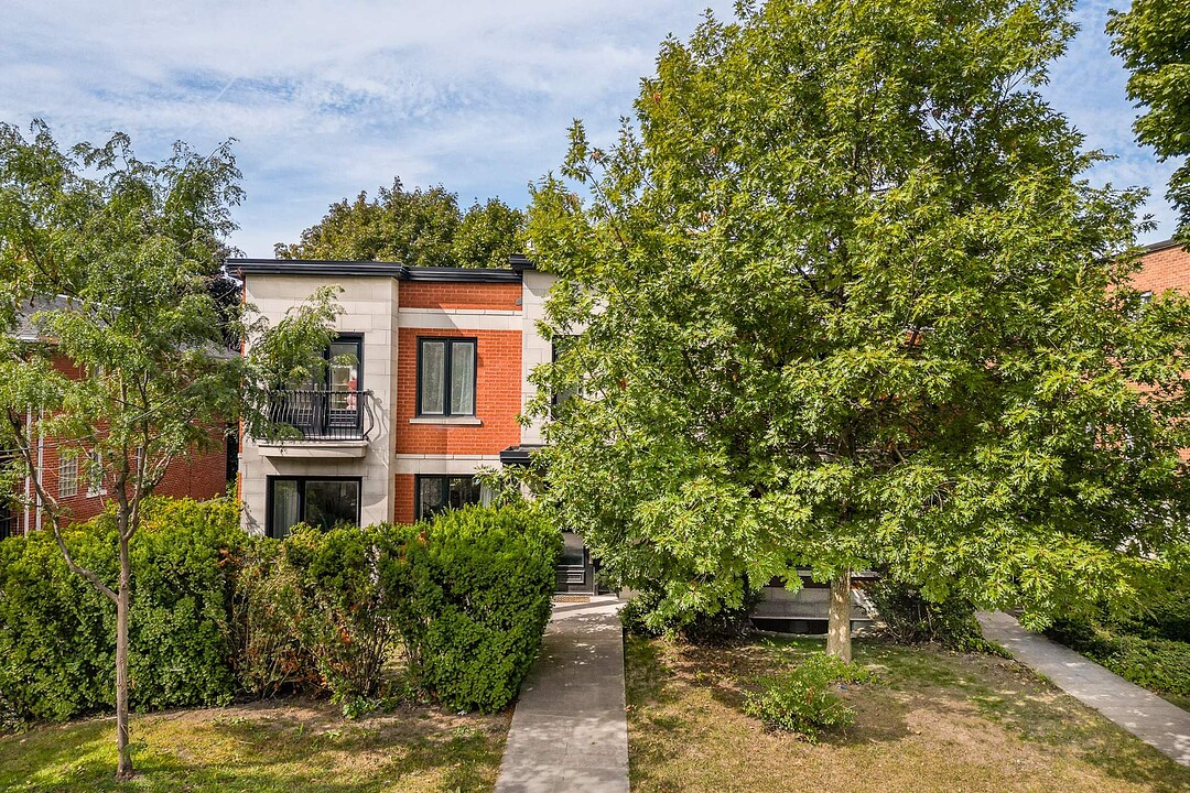 4835-4839 Rue Jean-Brillant, Côte-des-Neiges / Notre-Dame-de-Grâce, Québec