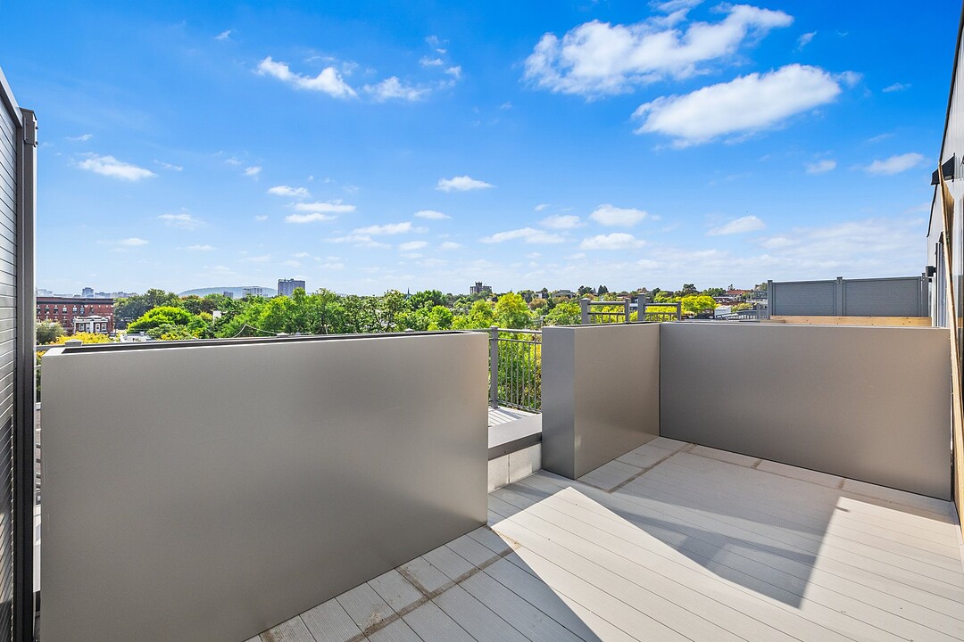 2334 Rue Florian, Apt. 402, Ville-Marie, Québec