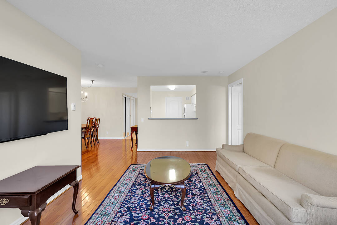 265 Ridley Blvd #610, Toronto, Ontario