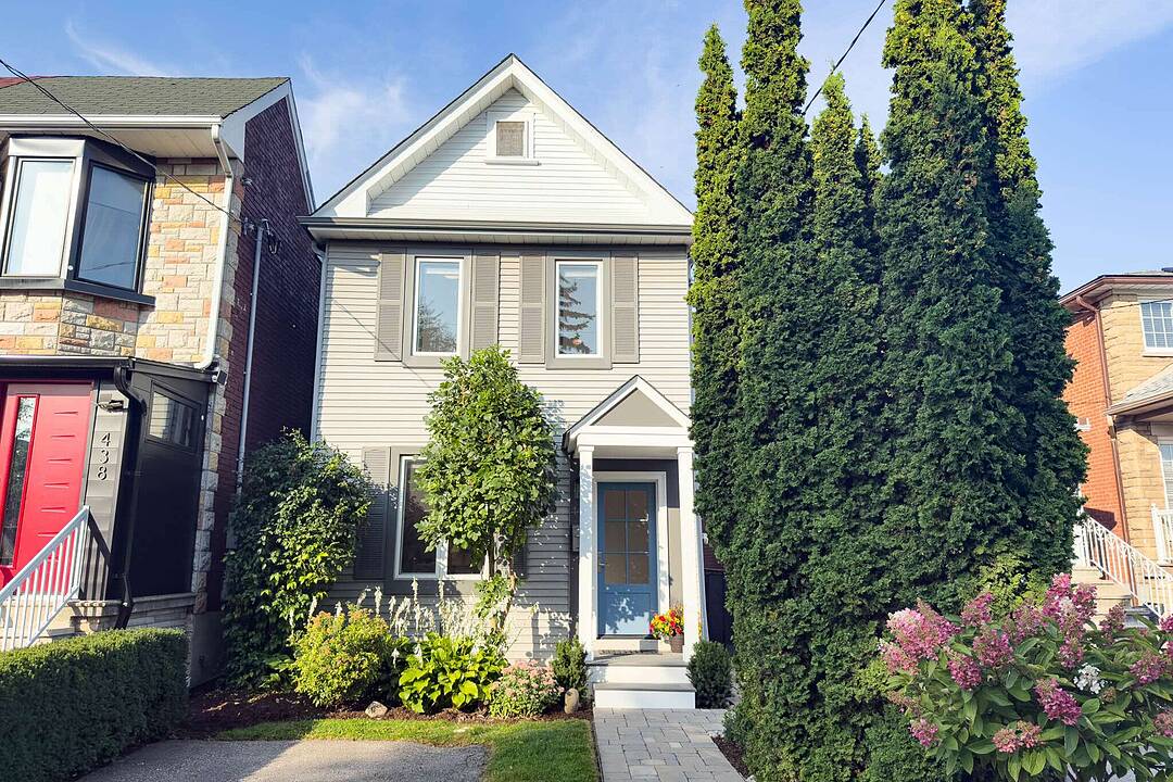 442 Salem Ave N, Toronto, Ontario
