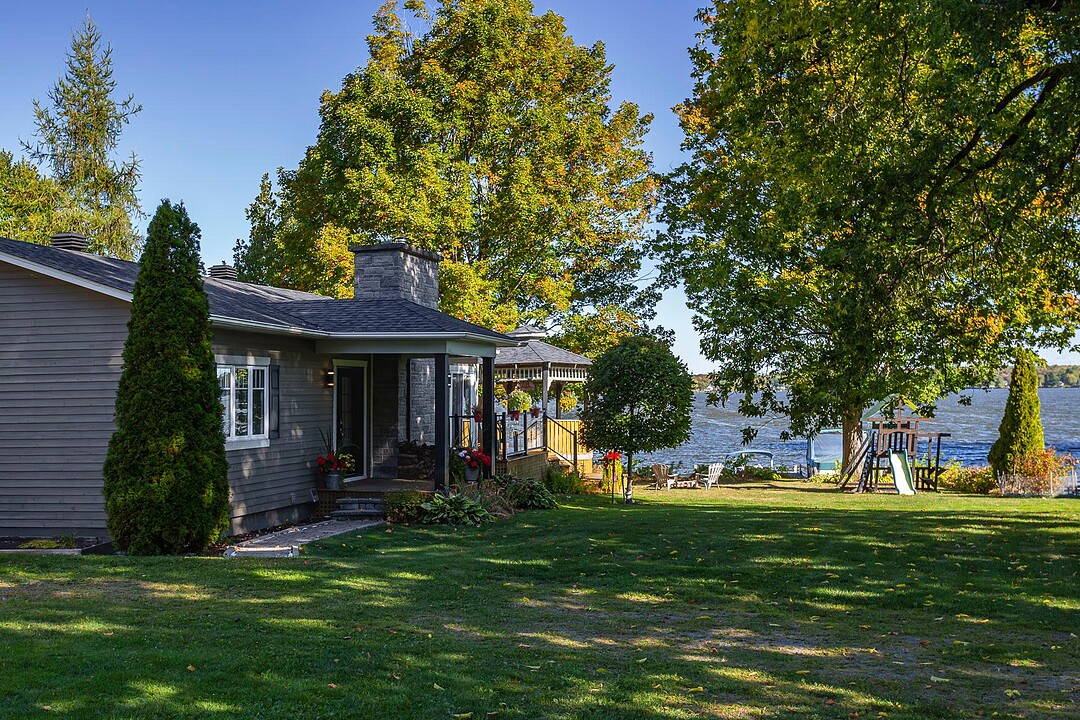 1959 Av. du Lac O., Roxton Pond, Québec