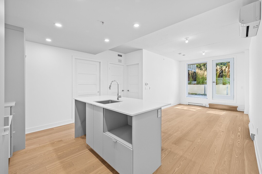 367 Av. des Pins E., Apt. 211, Le Plateau-Mont-Royal, Québec