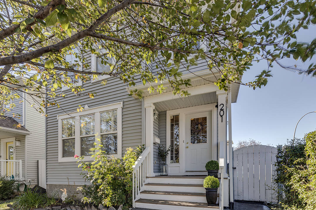 201 Citadel Forest Close NW, Calgary, Alberta