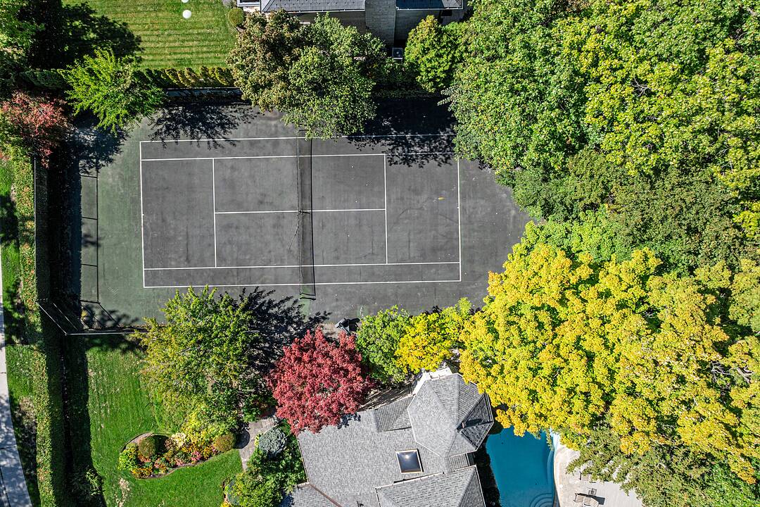 338 Riverview Dr, Toronto, Ontario