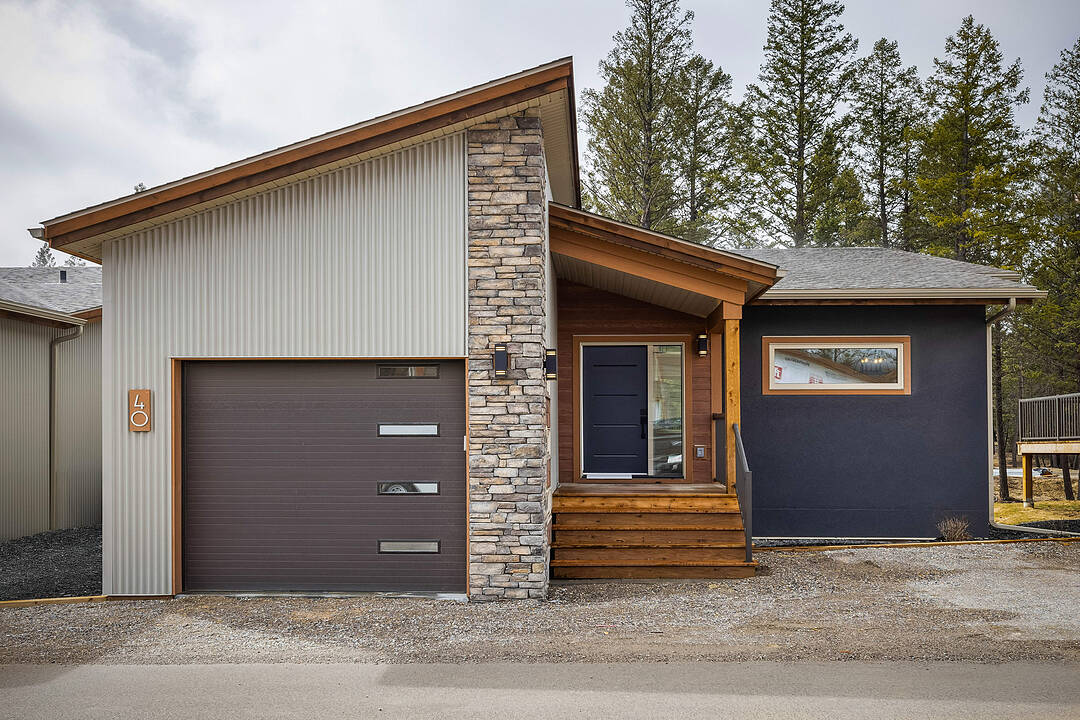 51-4926 Timber Ridge Road, Windermere, British Columbia