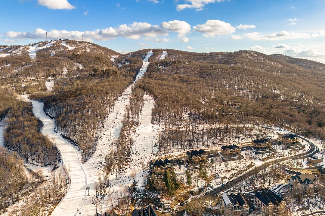 281 Ch. des Diligences, Apt. 203, Bromont, Québec