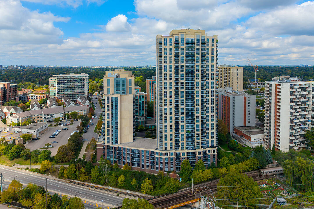 3 Michael Power Pl #208, Toronto, Ontario