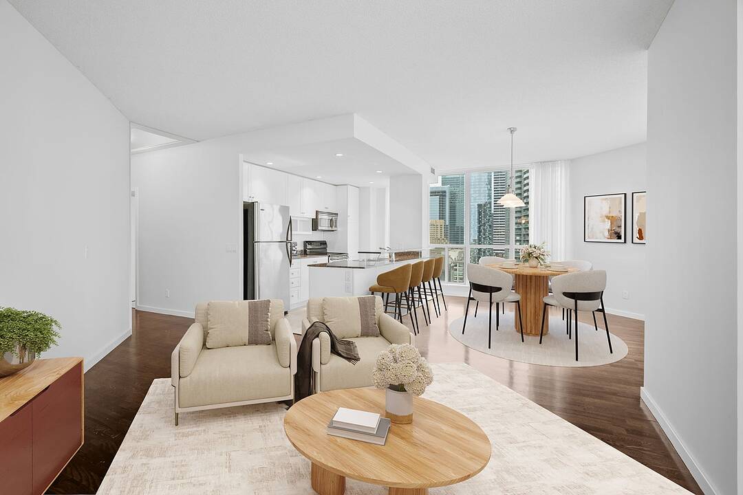 218 Queens Quay #2202, Toronto, Ontario