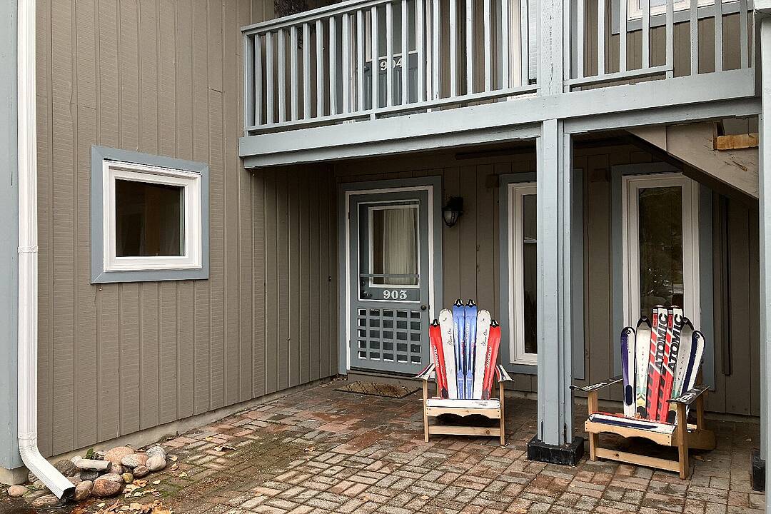 903 Cedar Pointe Court #7, Collingwood, Ontario