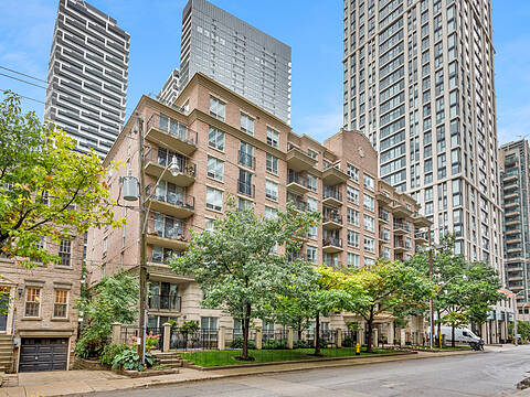 188 Redpath Ave #301, Toronto