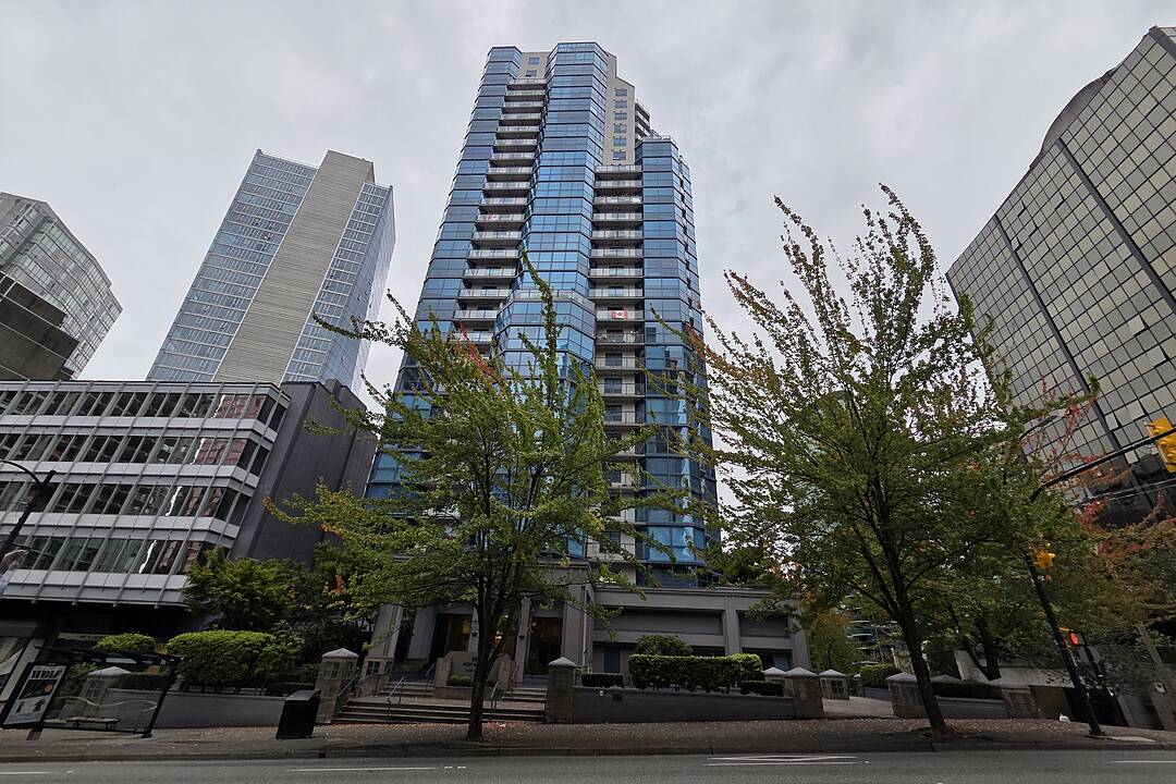 1415 West Georgia Street #2302, Vancouver, British Columbia
