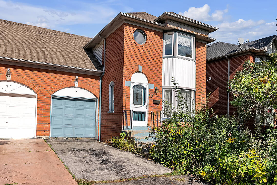 29 Fern Valley Cres, Brampton, Ontario