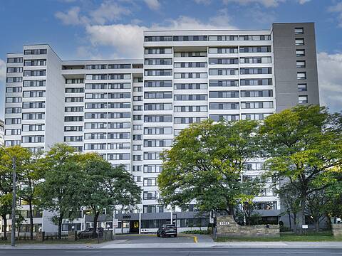 3000 Bathurst St E #1205, Toronto