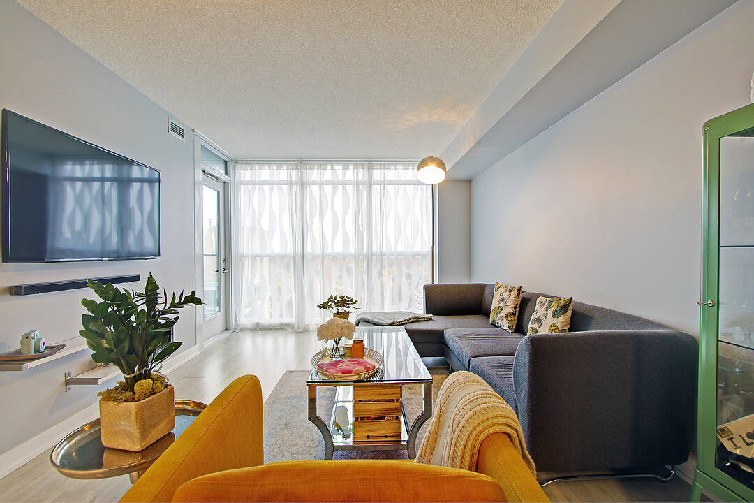 19 Singer Crt #1719, Toronto, Ontario